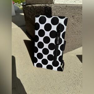NEW Thirty One Polka Dot Wallet